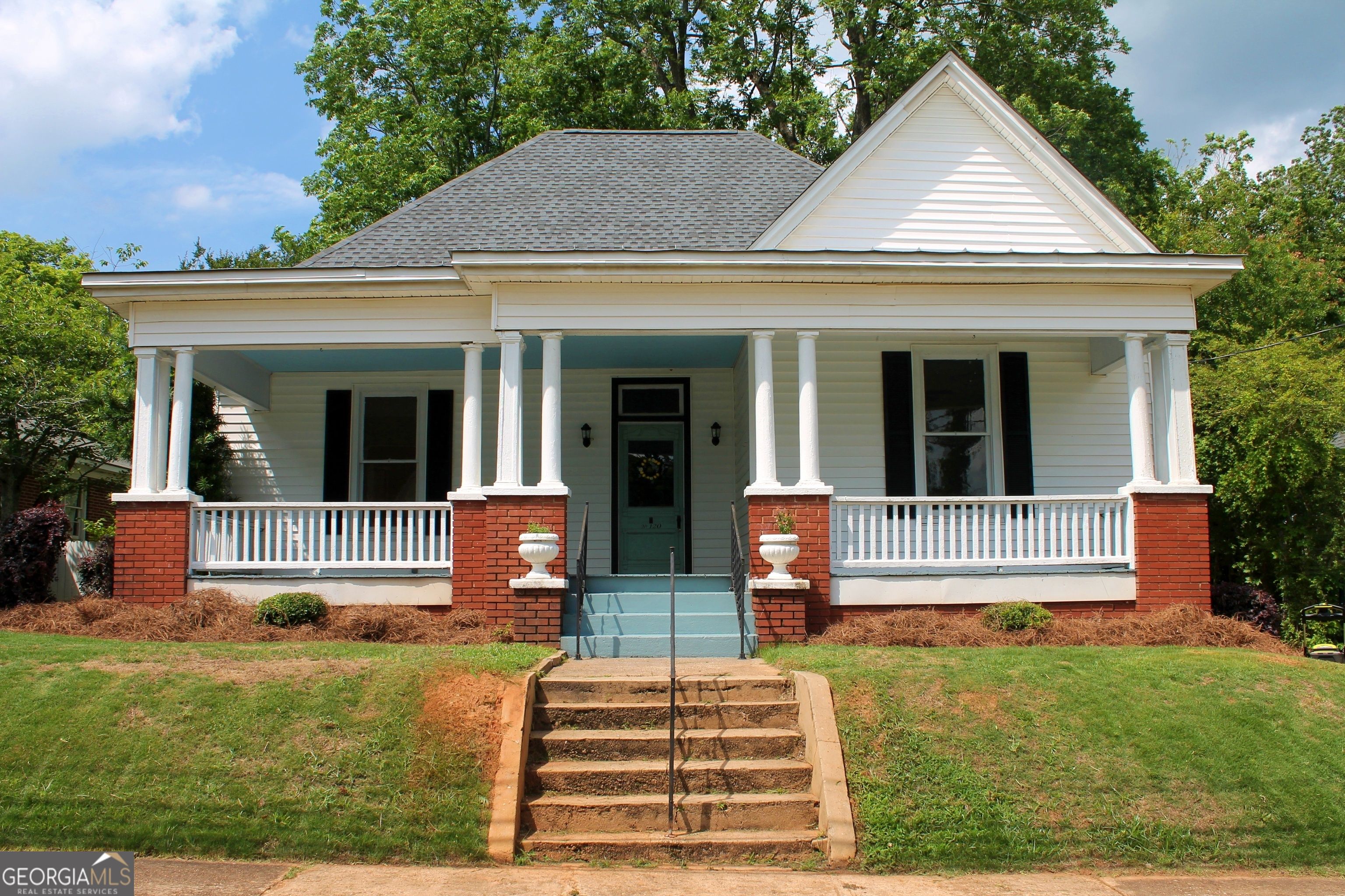 120 Holmes Street