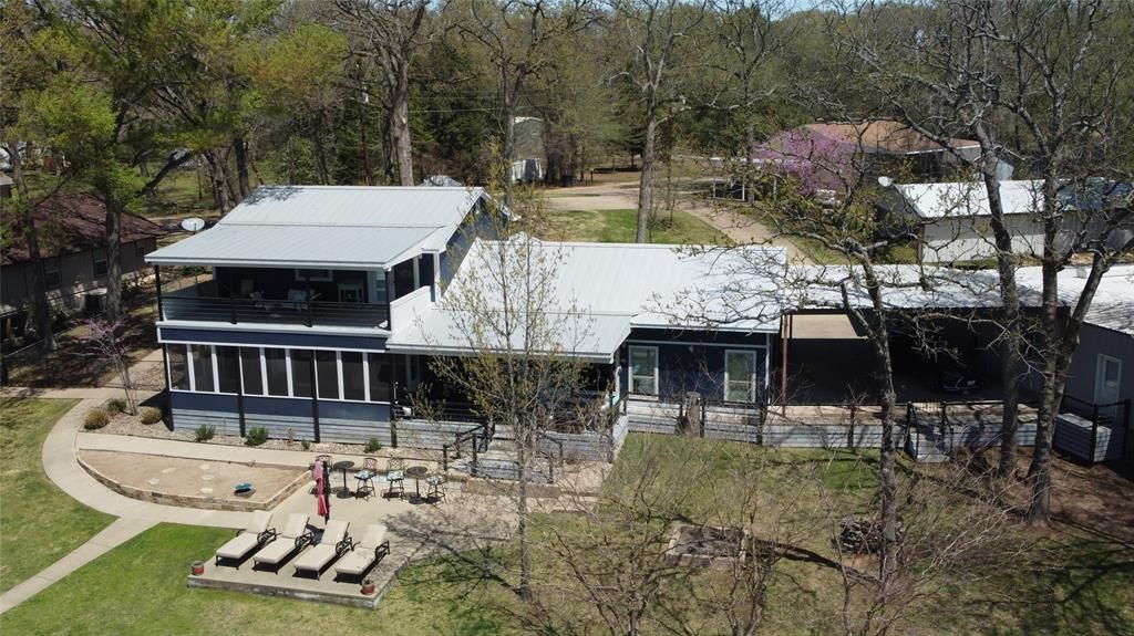 154 Bayside Circle