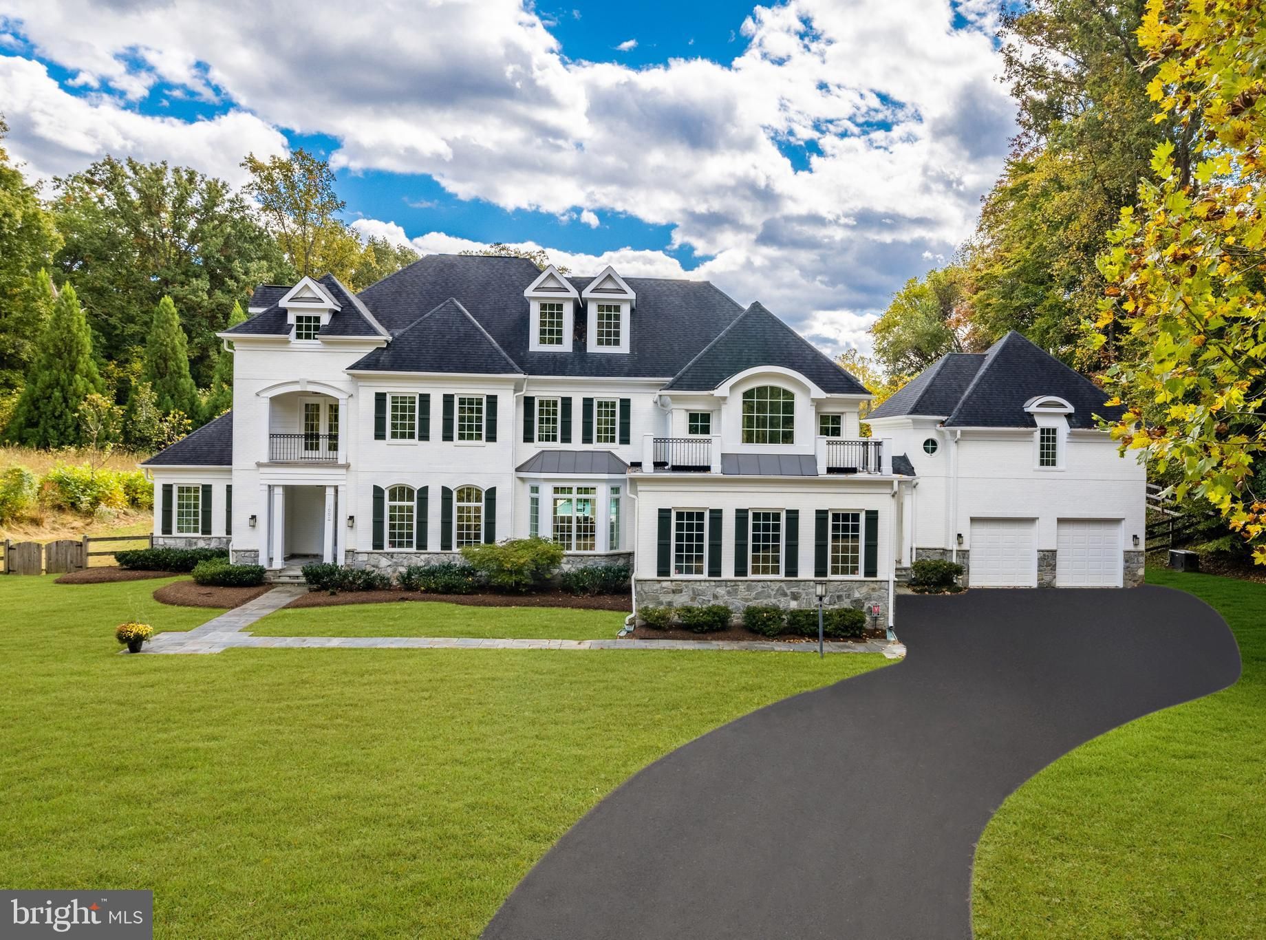 1001 Savile Lane