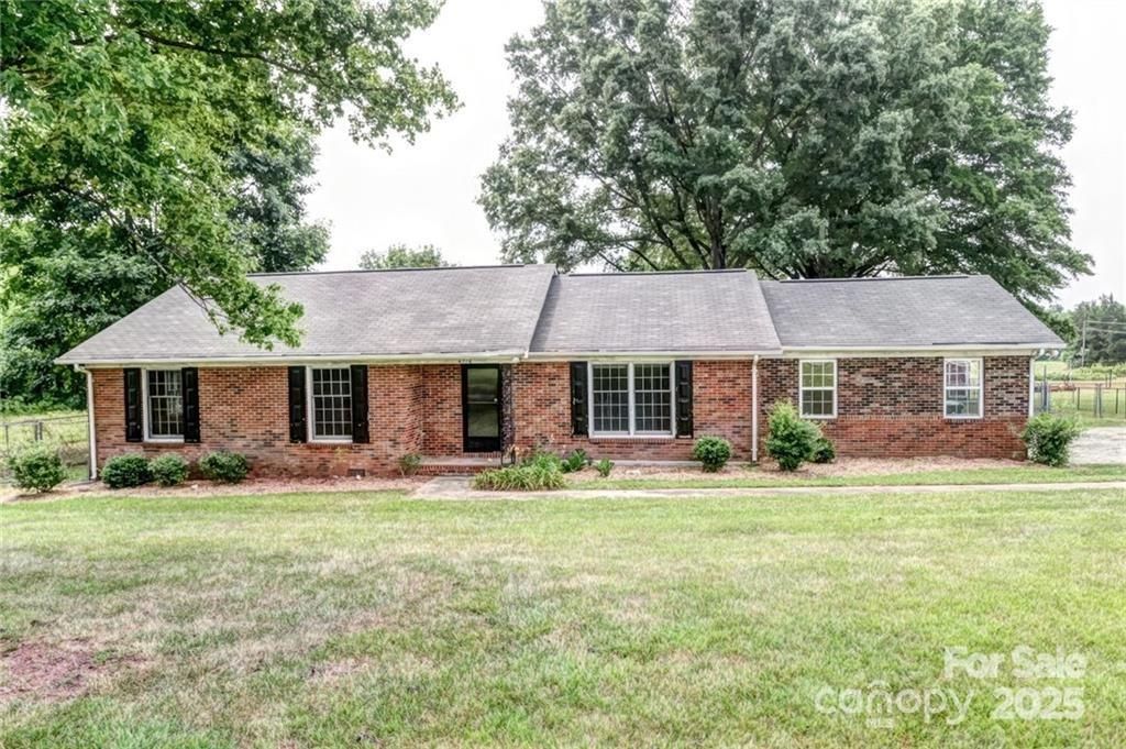 4716 Margaret Wallace Road