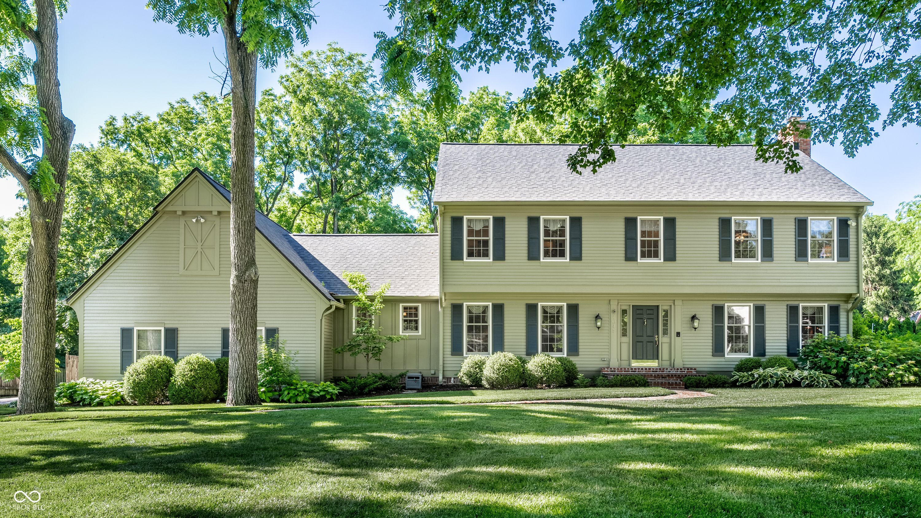 1045 Maxwell Lane