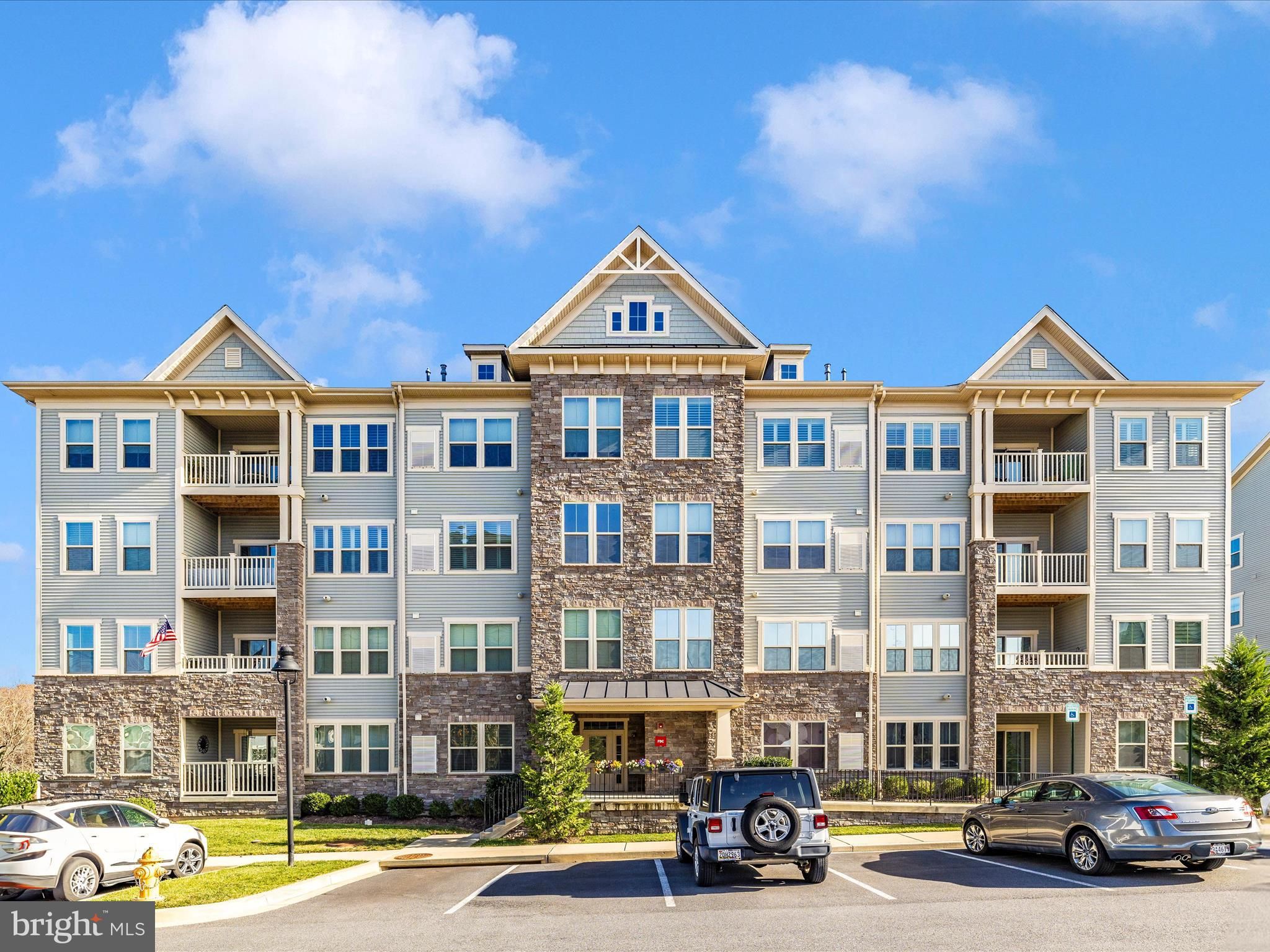 5733 Meadowood Street 102