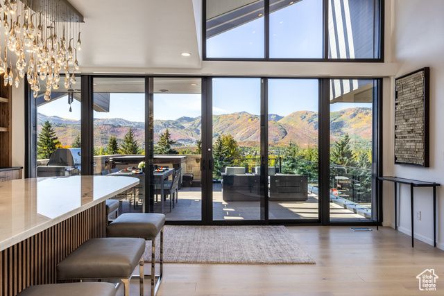2559 Lupine Ln