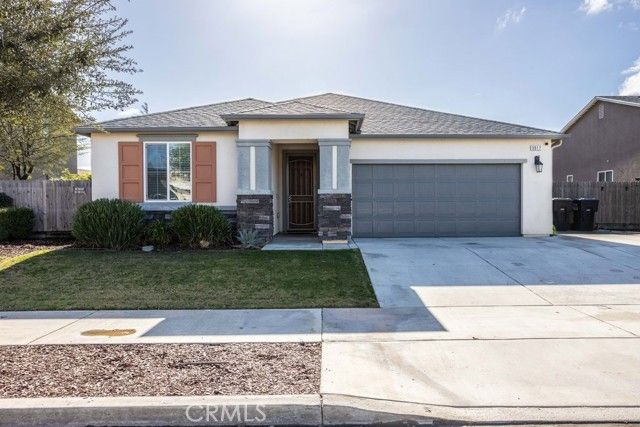 3917 E Myrtle Avenue