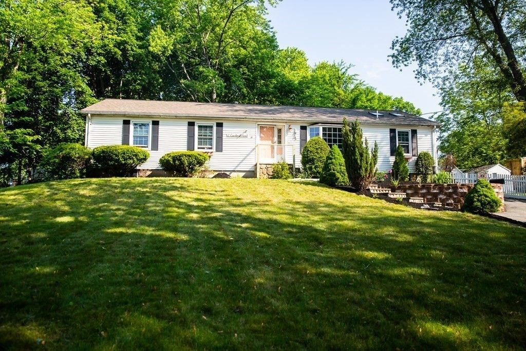 2 Cardinal Rd