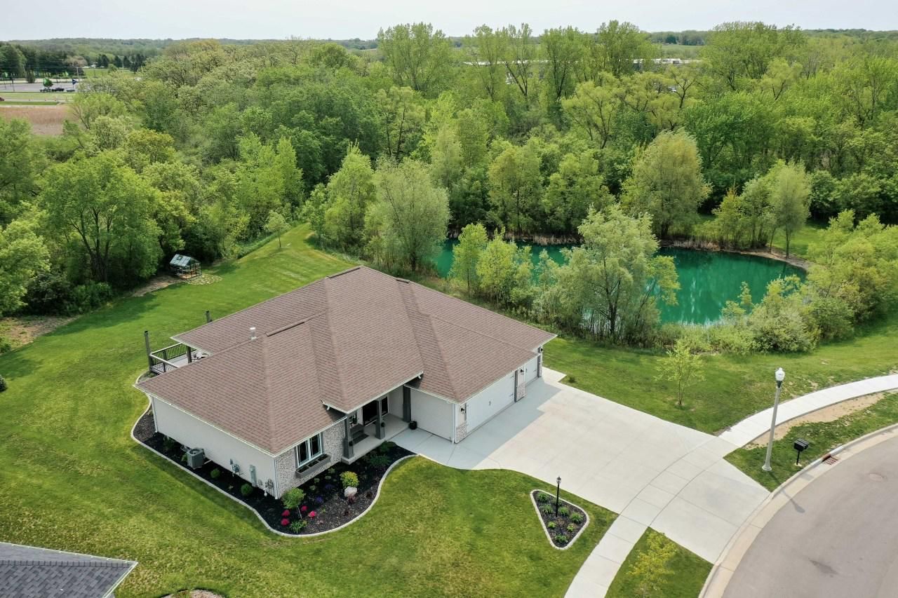 1439 Meadow Wood Road