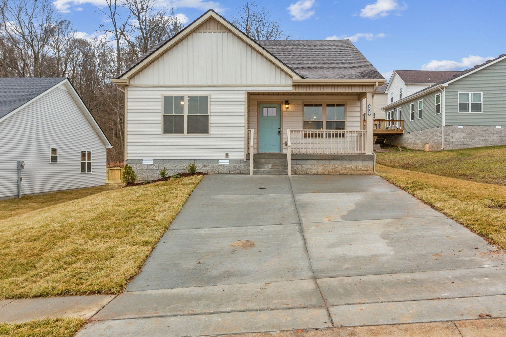 1445 Isaiah Dr