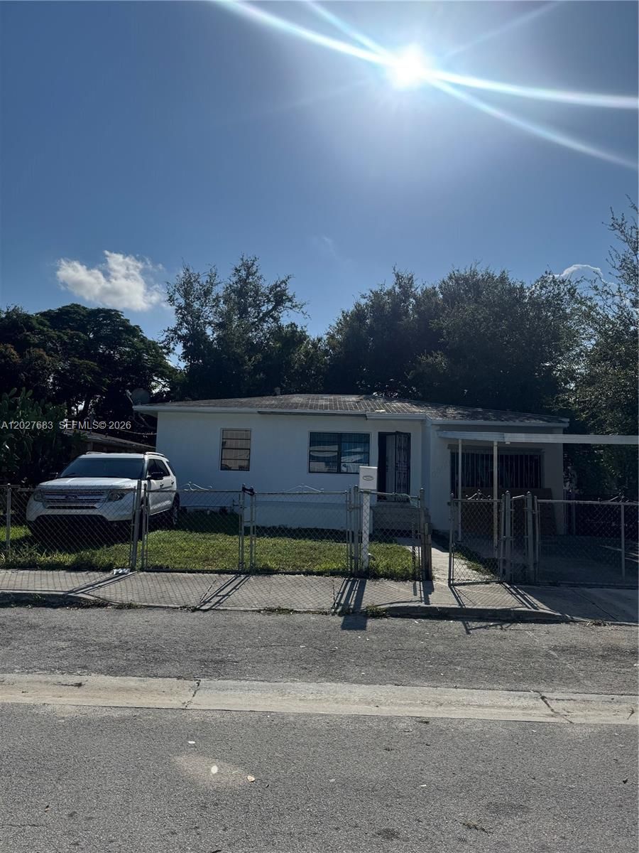 6800 Nw 2 Ct