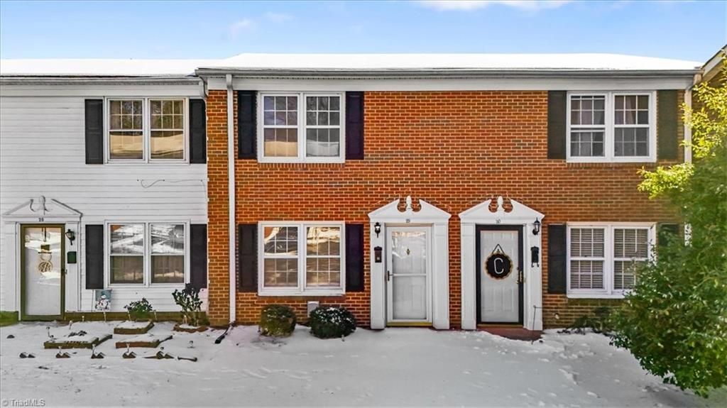 311 Salisbury Street 29