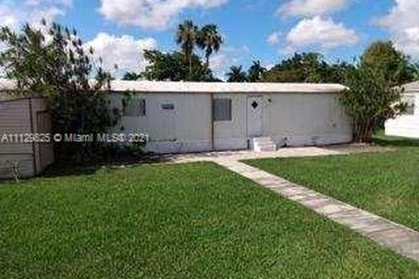 Abel Homes At Keys Winds Florida City Fl Homes For Sale Real Estate Neighborhoods Com