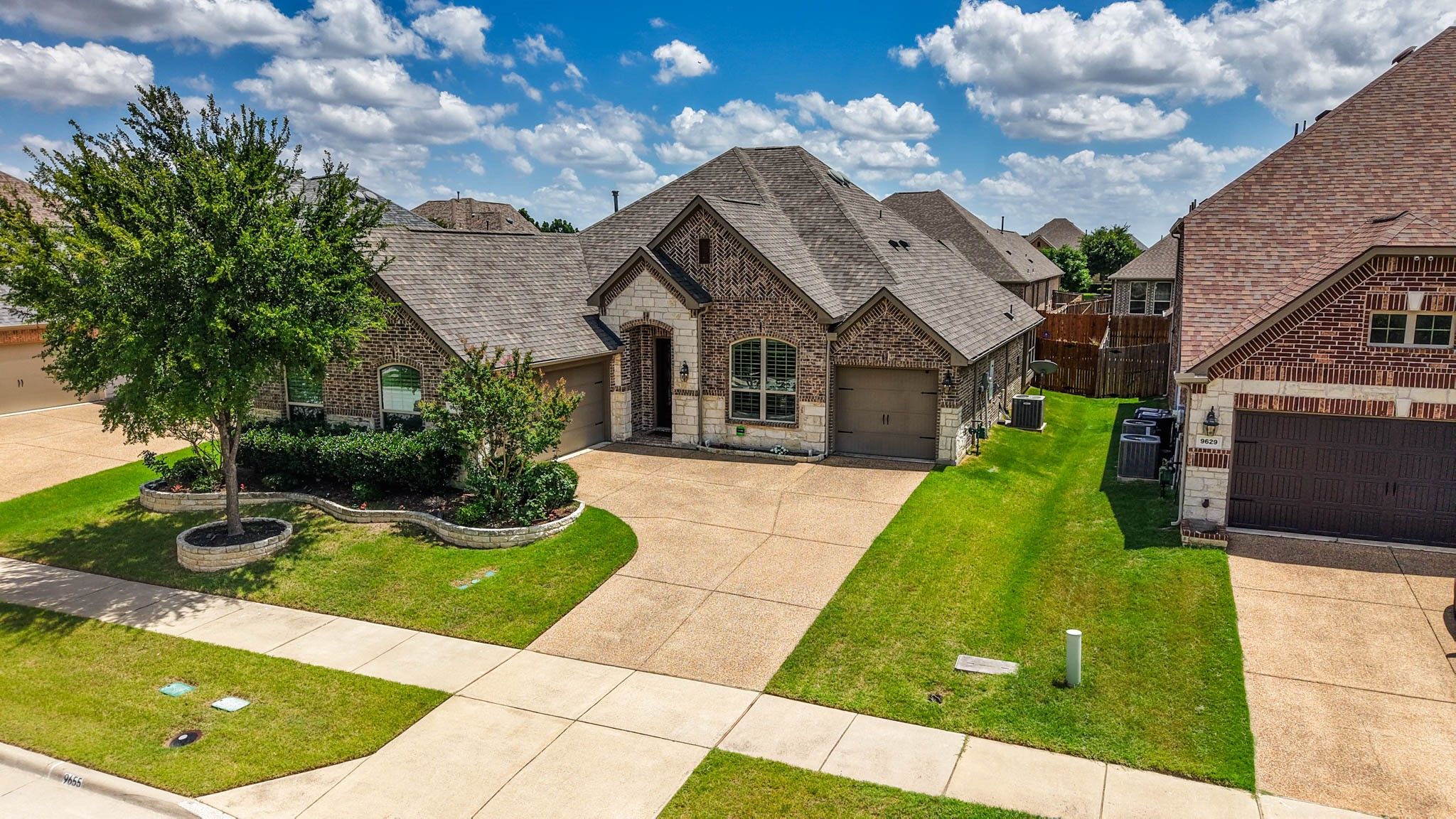 9655 Corinth Lane
