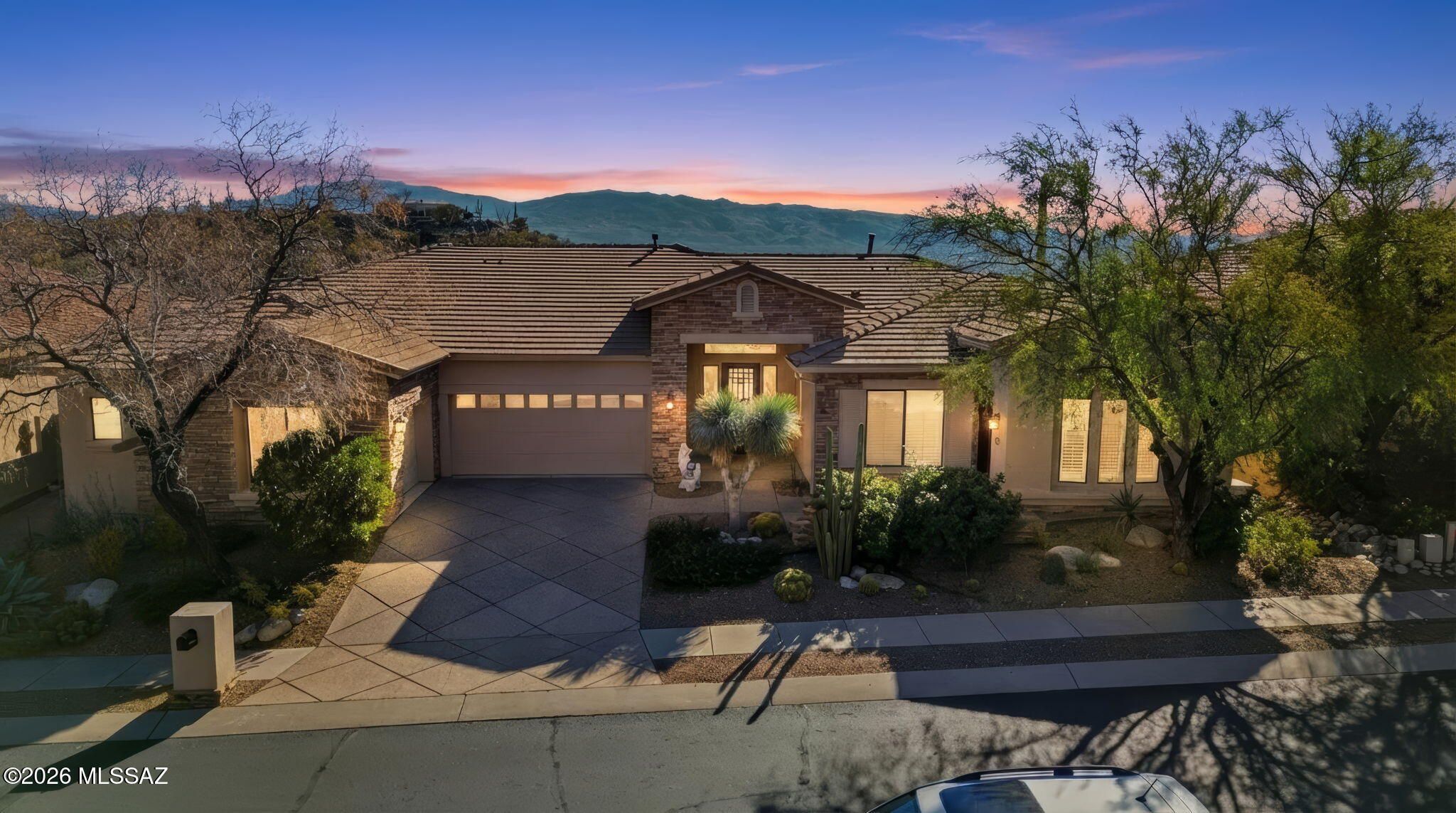 4042 N Black Rock Drive