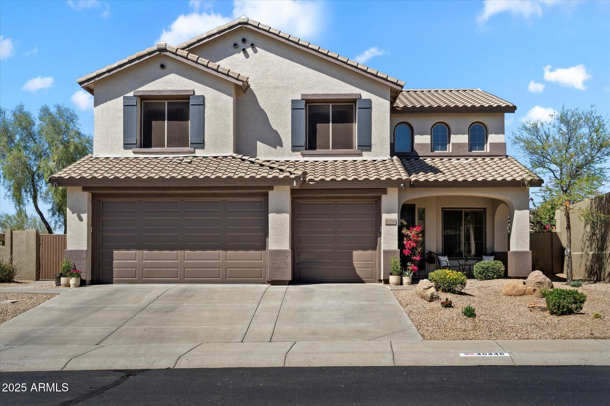 40446 N High Noon Way