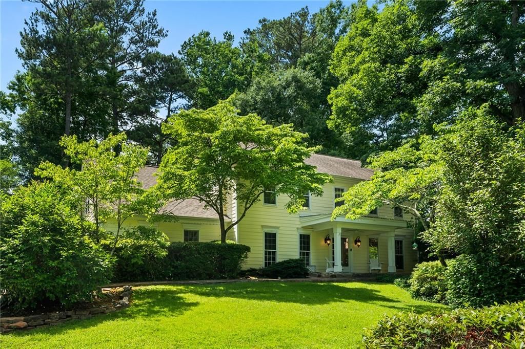 801 Fox Hollow Close