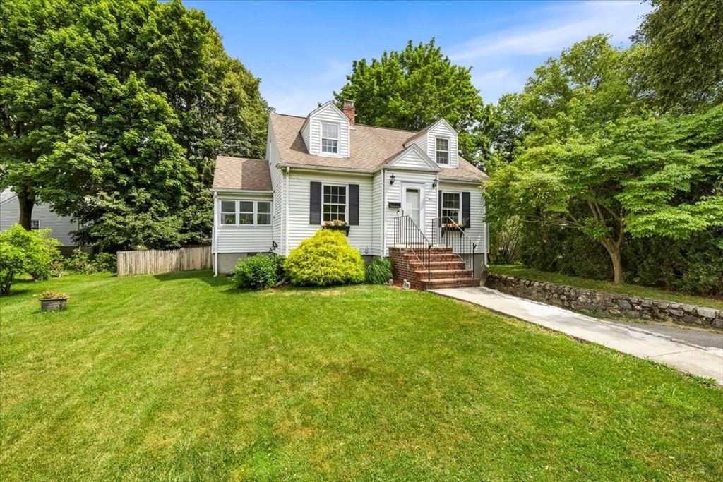 5 Marston Rd
