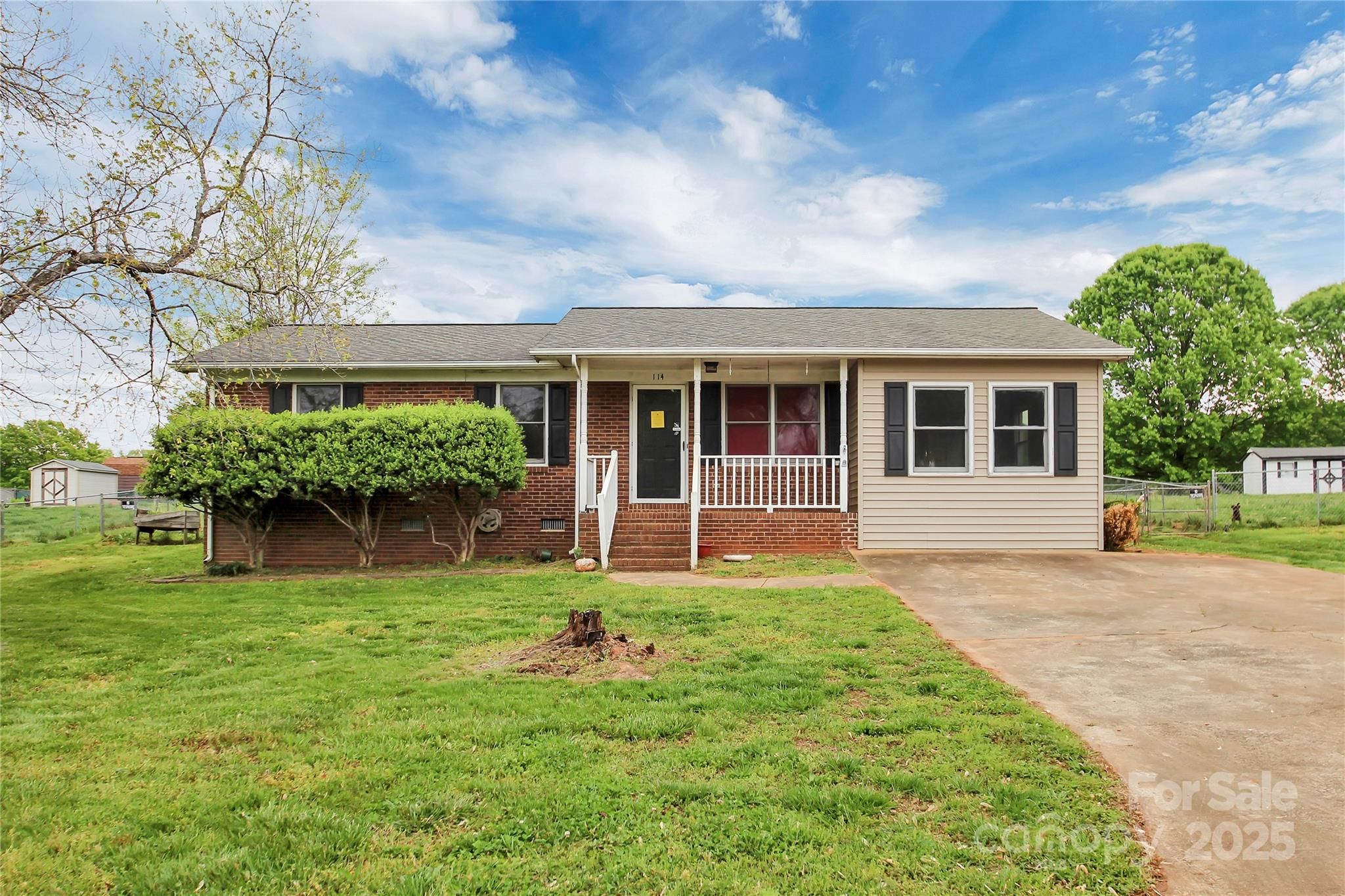 114 Southglenn Drive