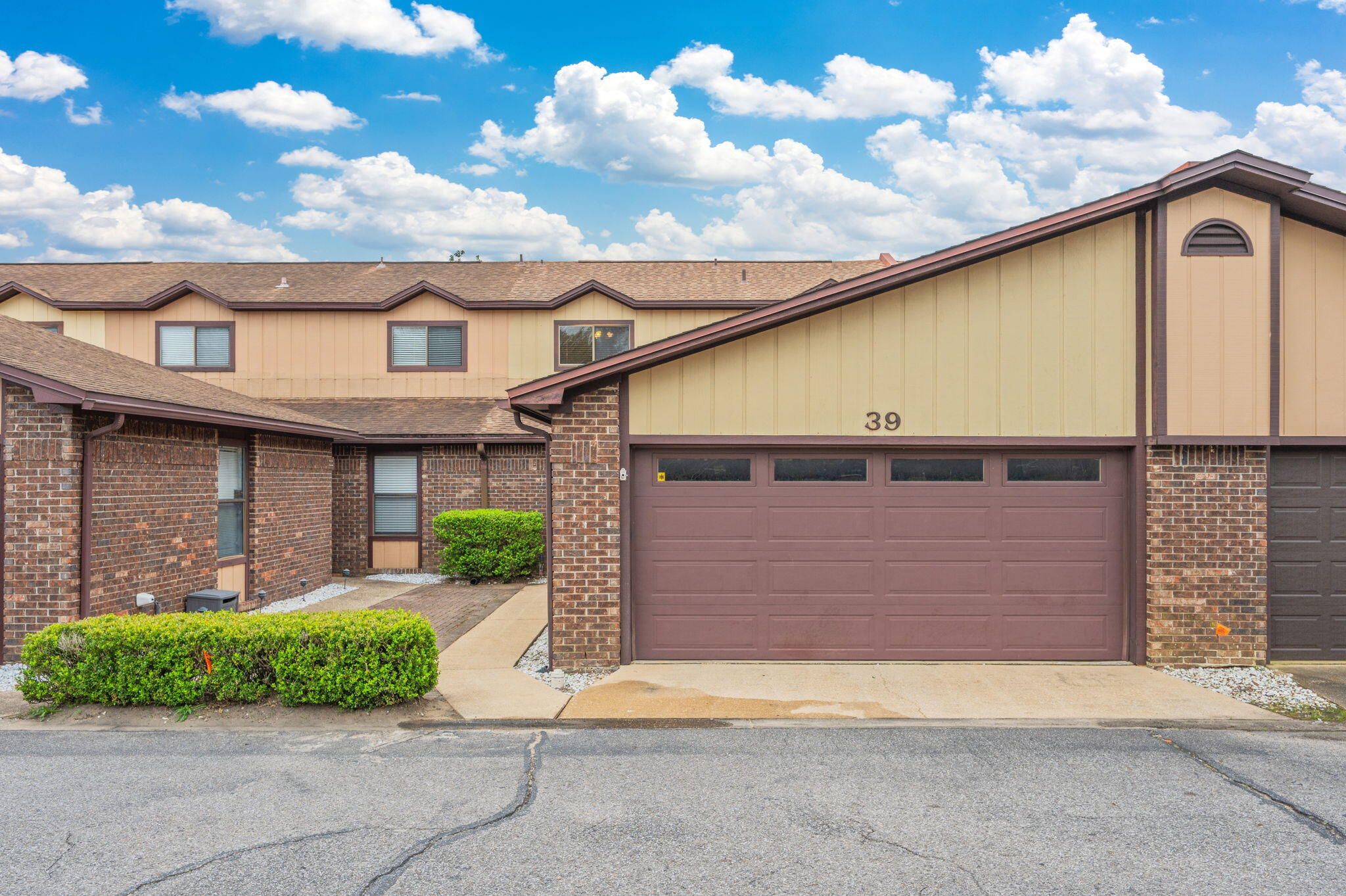 39 Hidden Cove Circle