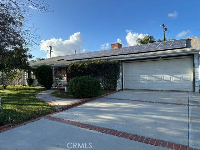 22901 Leonora Drive