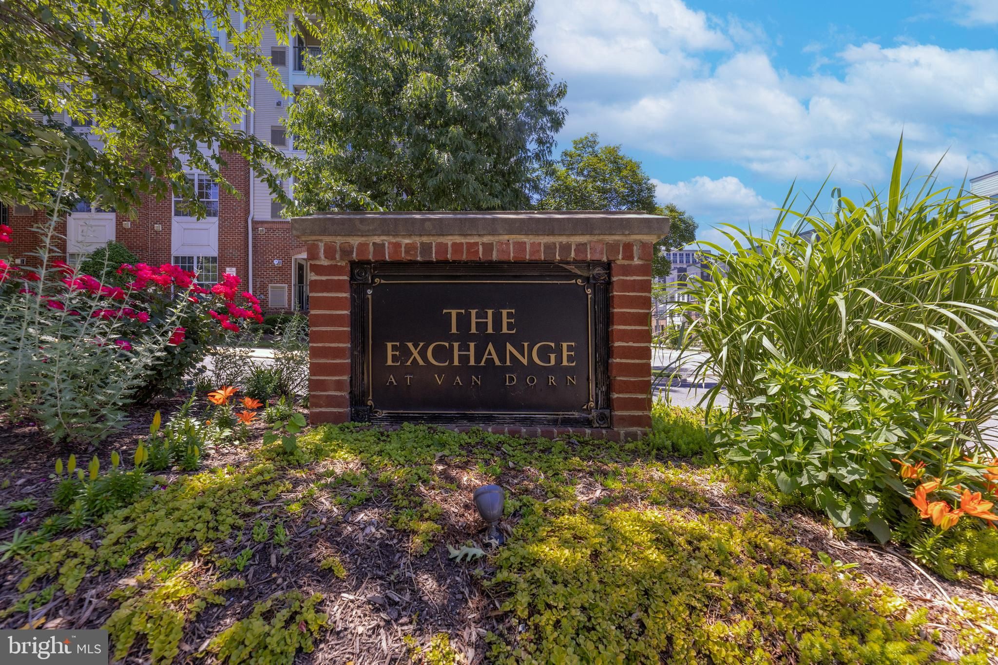 4852 Eisenhower Avenue 338