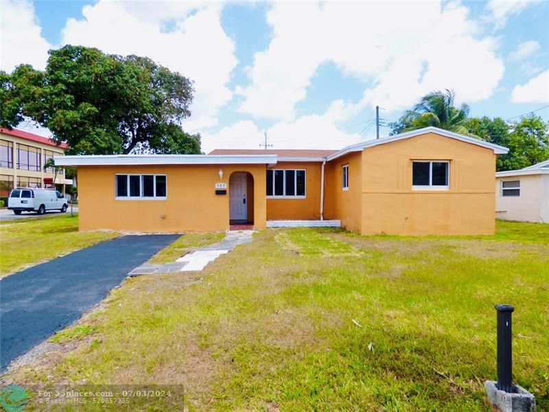 585 Nw 182nd Ter