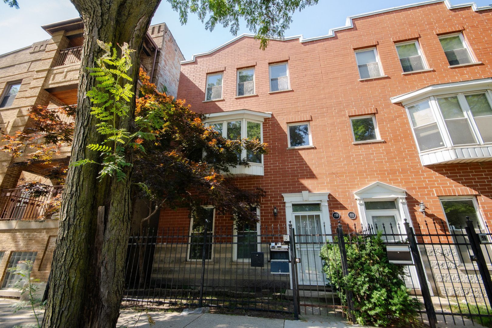 710 E 51st Street 710