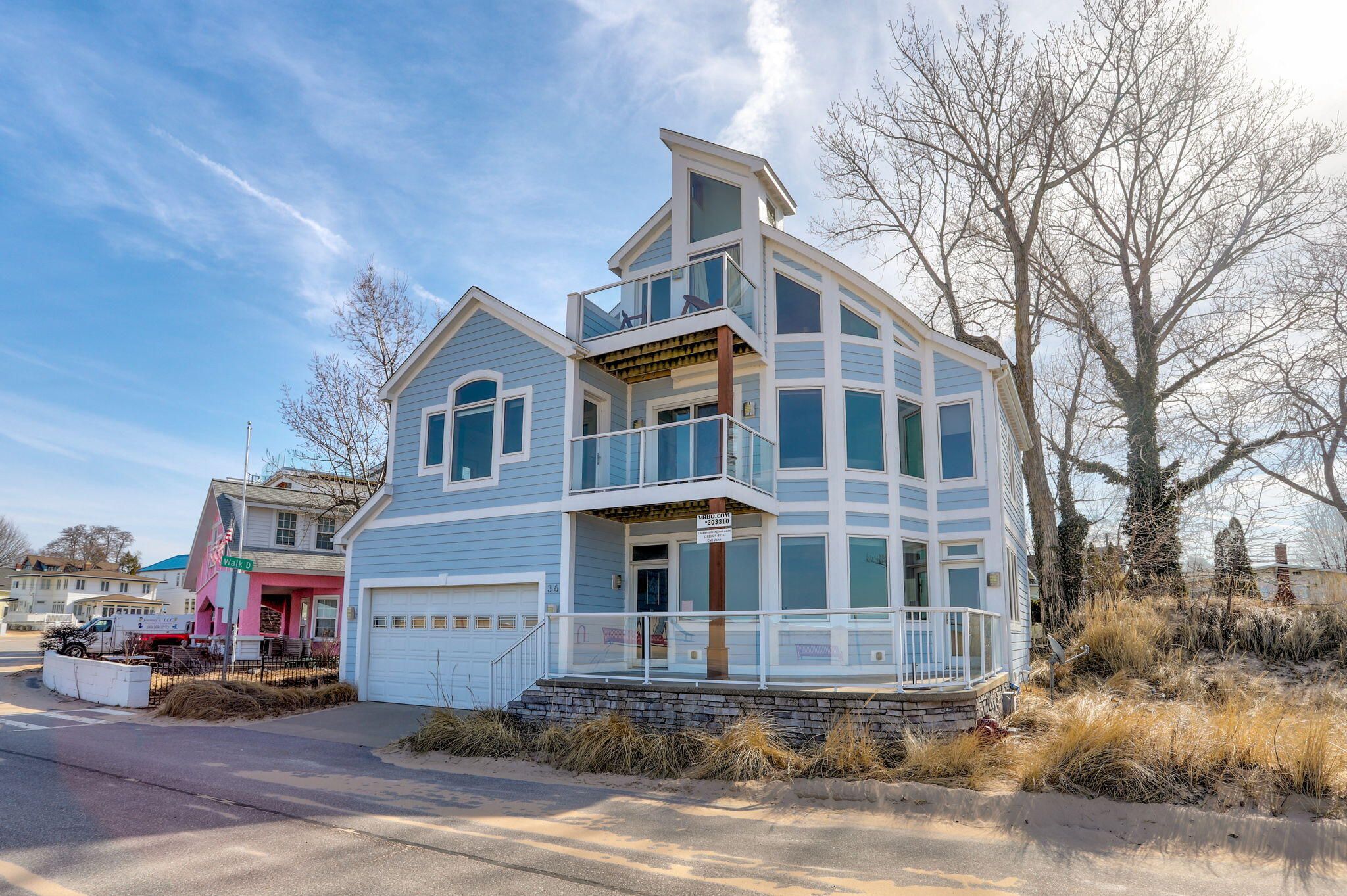 36 Lakeshore Drive