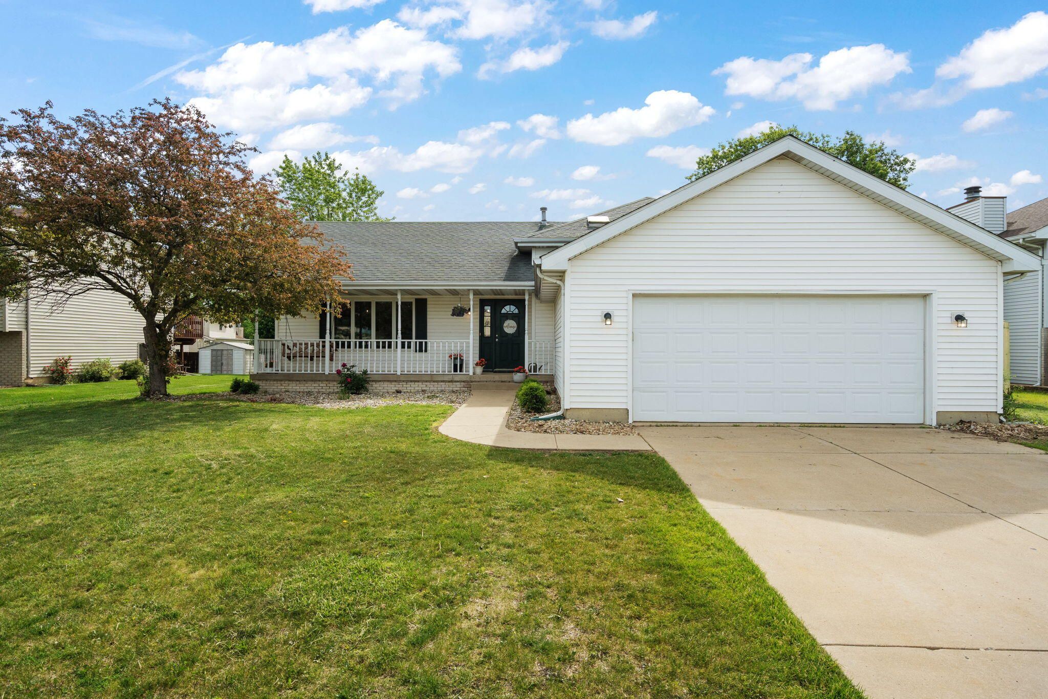 8987 Calhoun Place