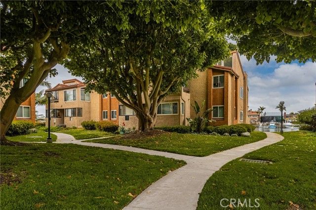 17110 Bluewater Lane