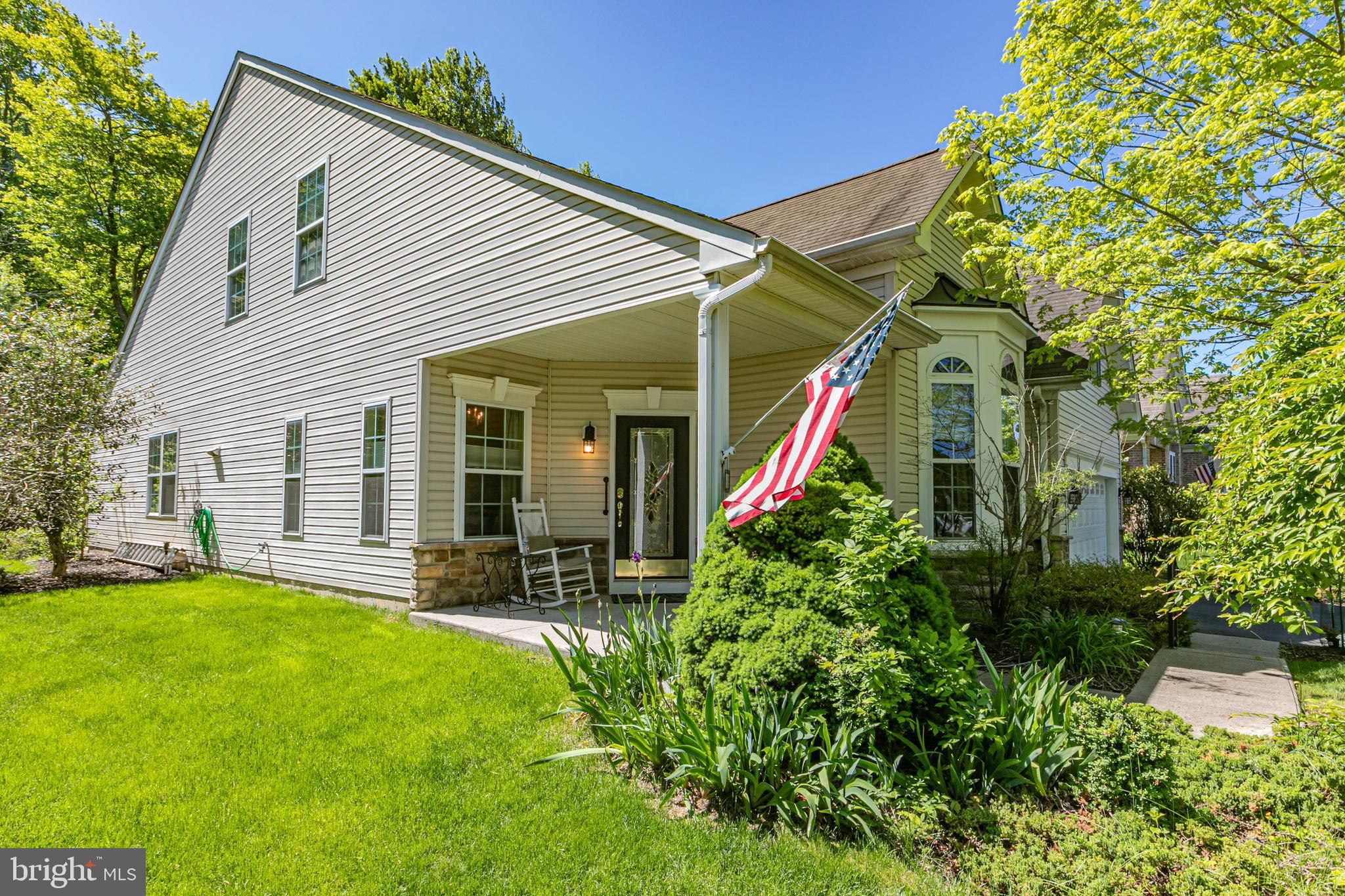 47 Lexington Drive