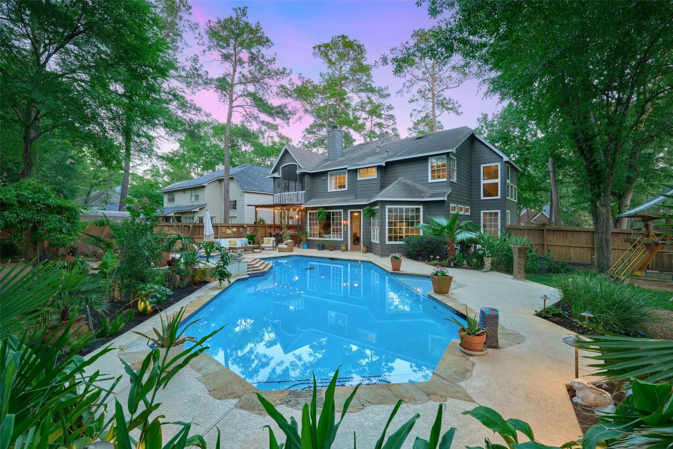37 Pinepath Place