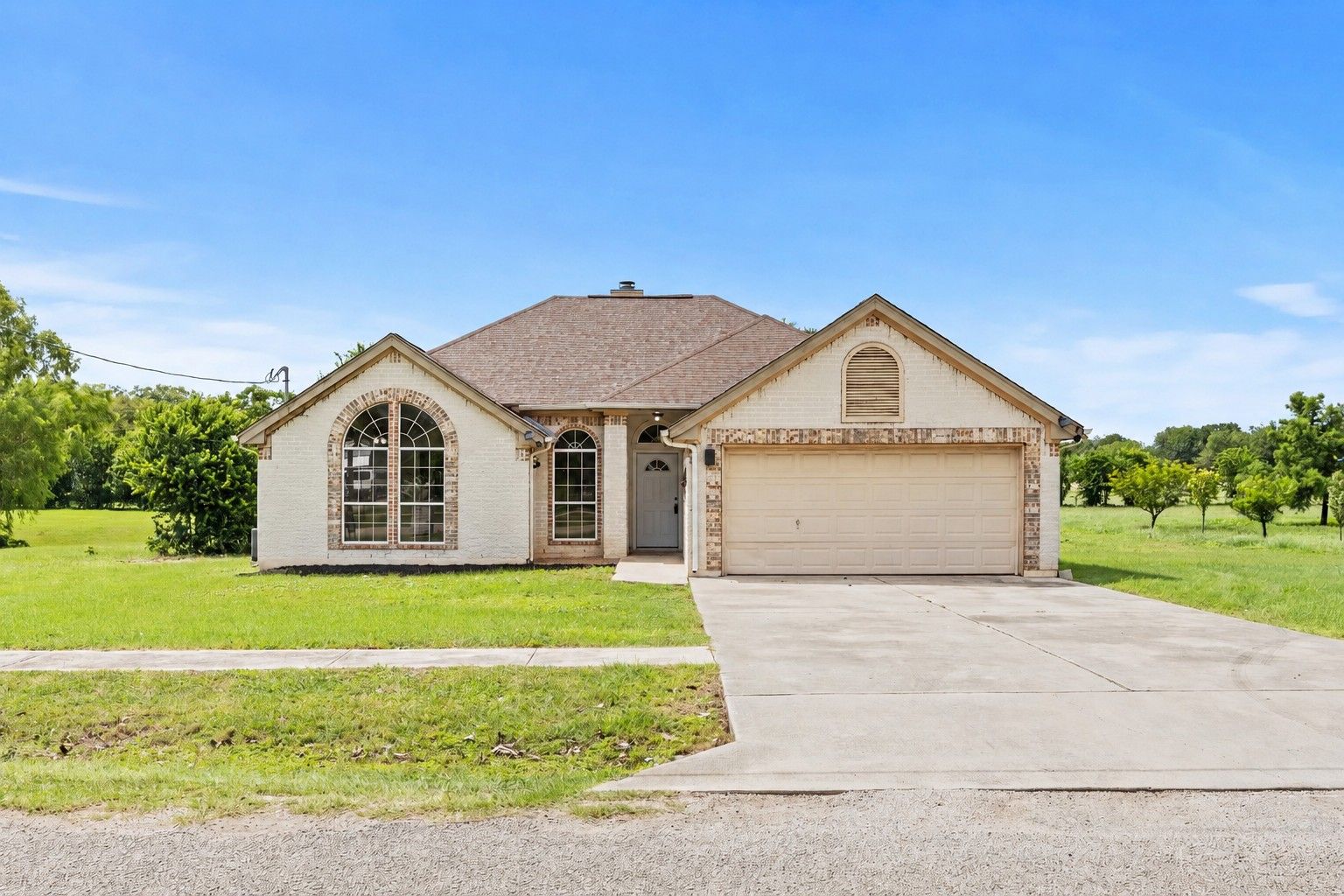 84 Thomas Drive