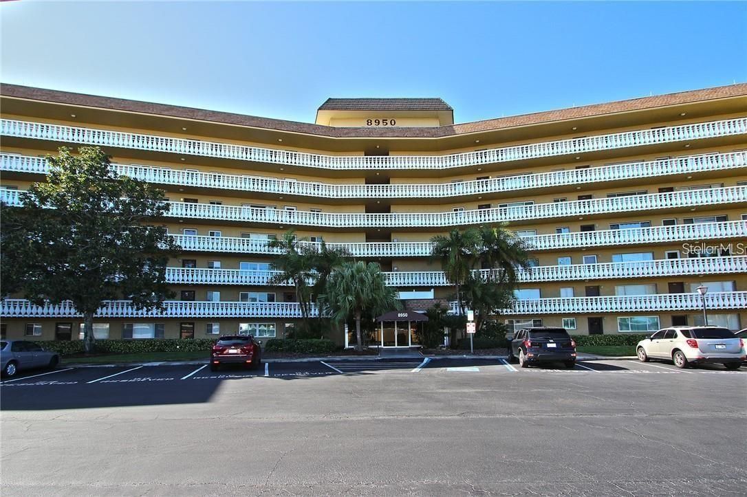 8950 Park Boulevard 205