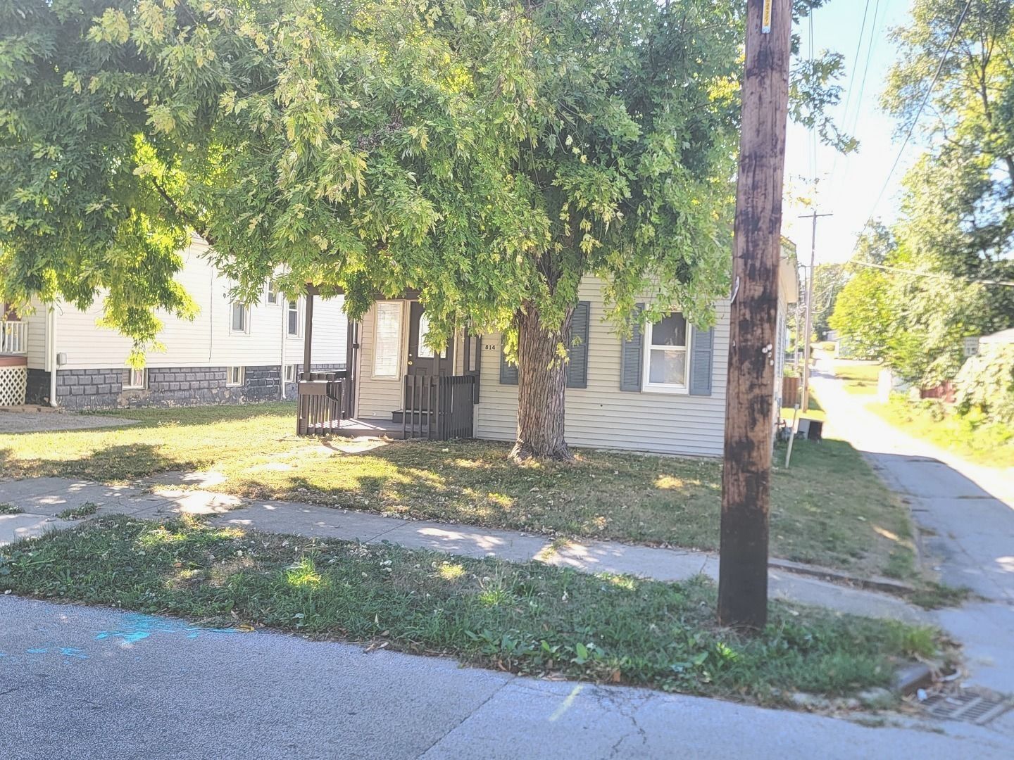 814 W Olive Street