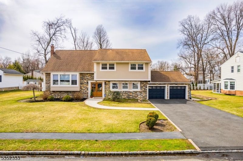 12 Ellis Rd