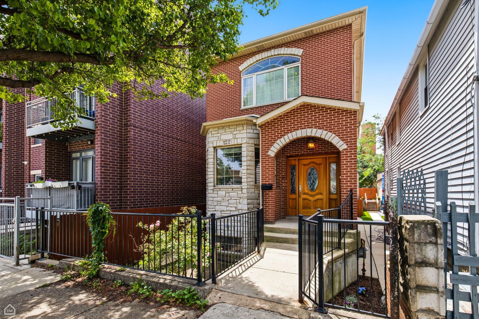1435 W 16th Street