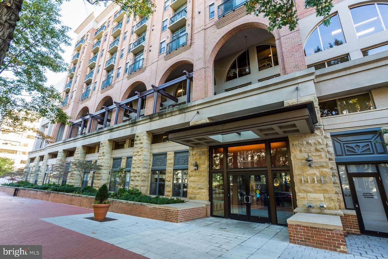1111 25th Street Nw 923
