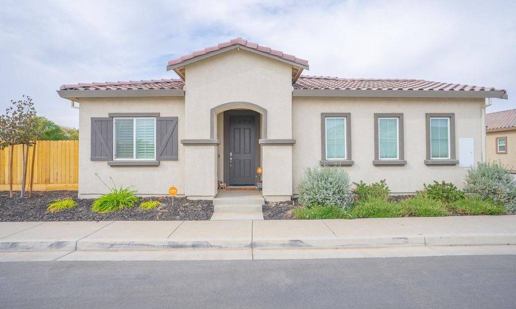 Four Seasons at Los Banos