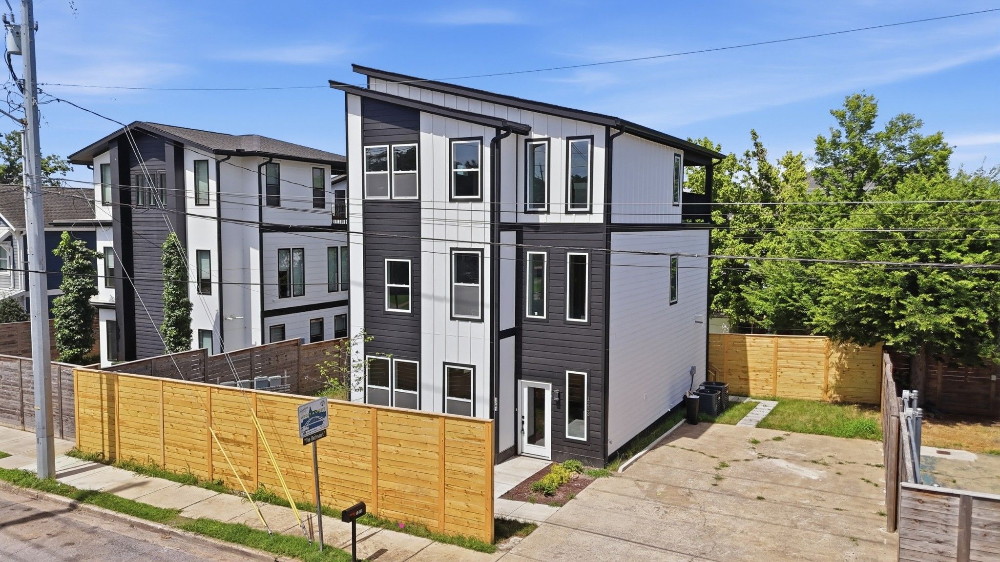 1203 14th Ave S