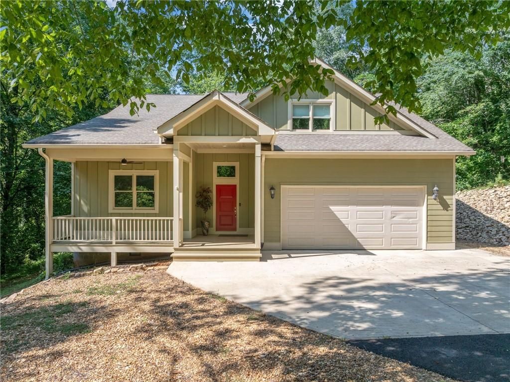 304 Old Cove Road N