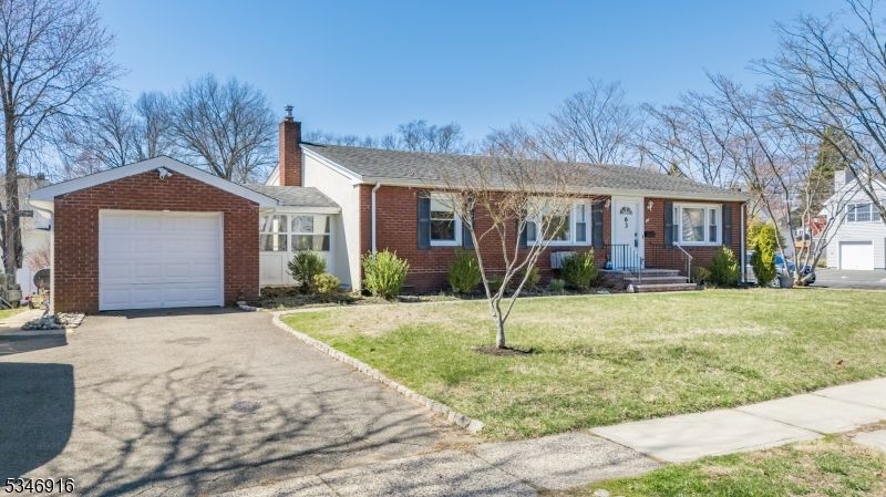 63 Livingston Ave