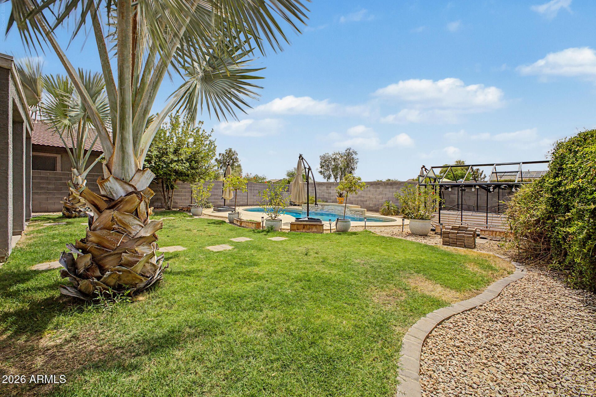 28536 N Sunset Drive