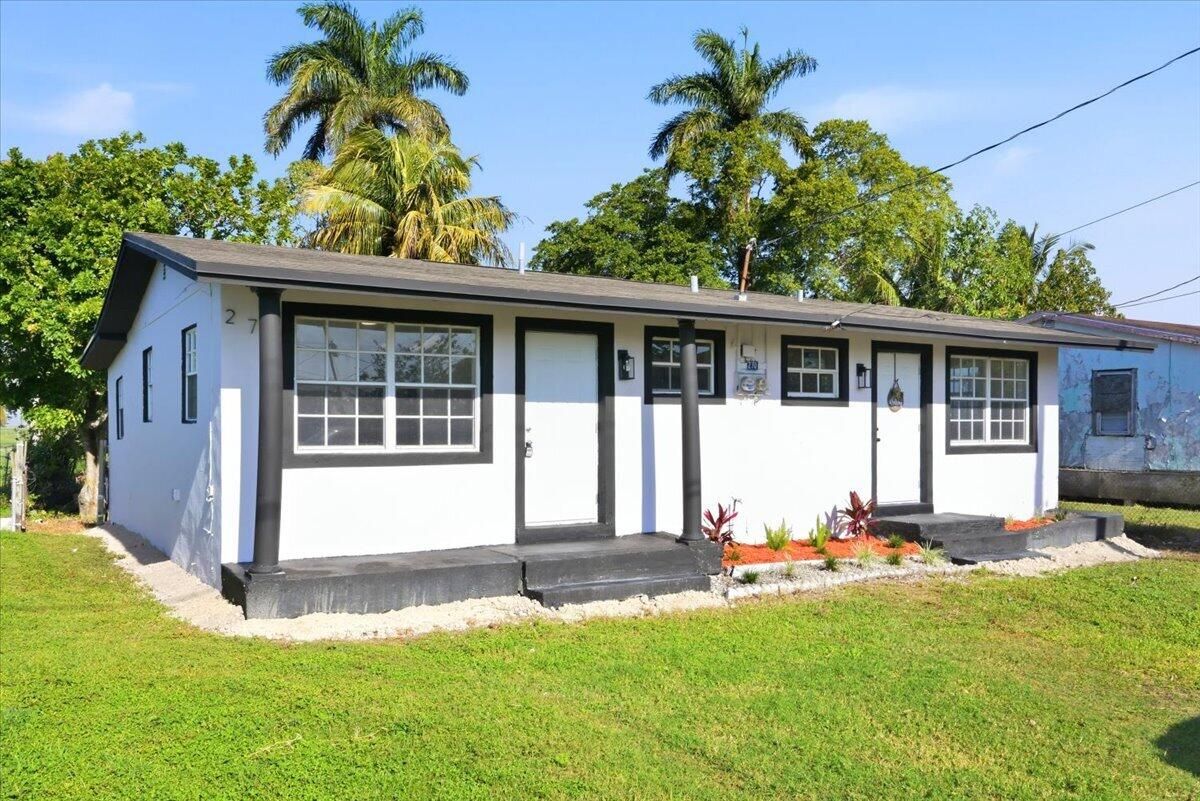 270 Sw 10th Avenue
