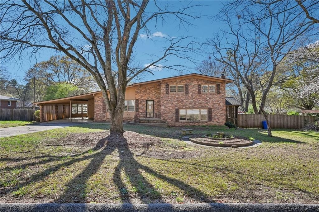 1324 N Hicks Circle Nw