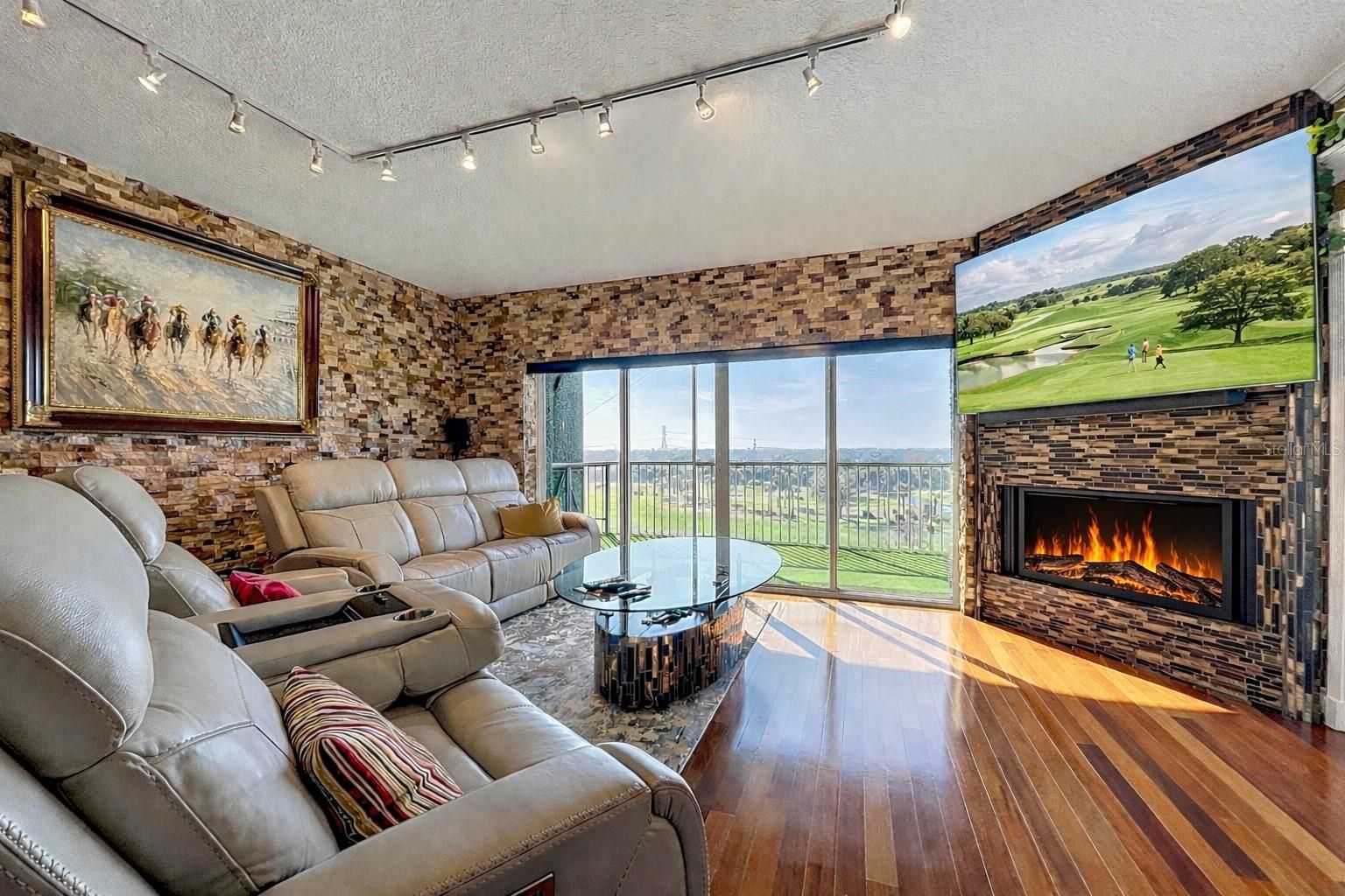 1200 Country Club Dr 5404