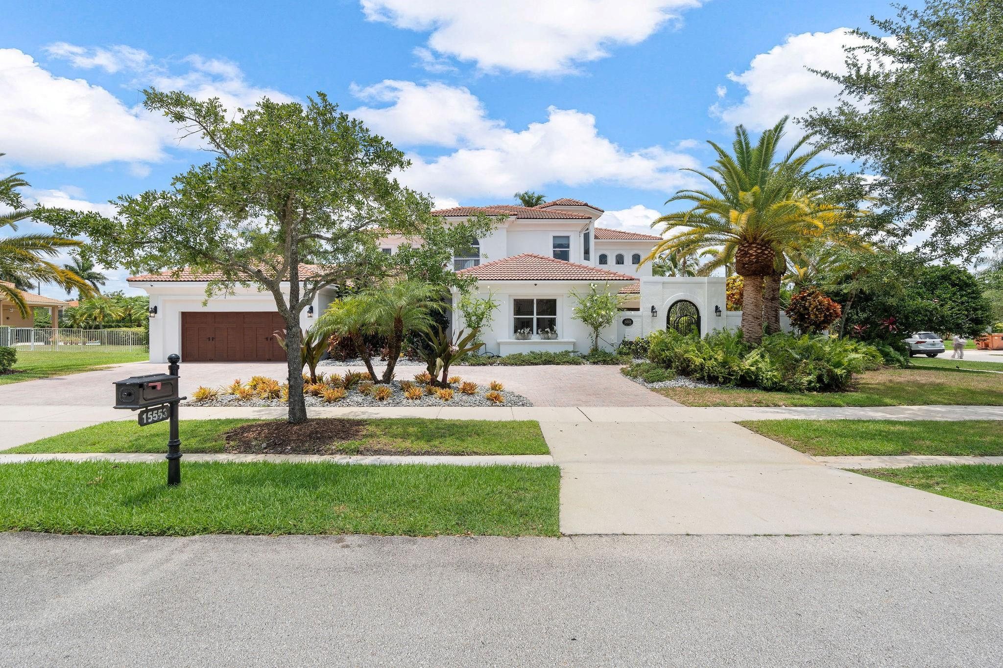 15553 Sw 16 Street