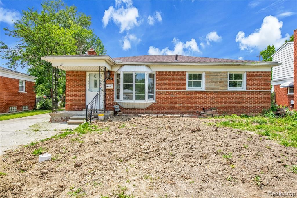 24225 Prairie Lane