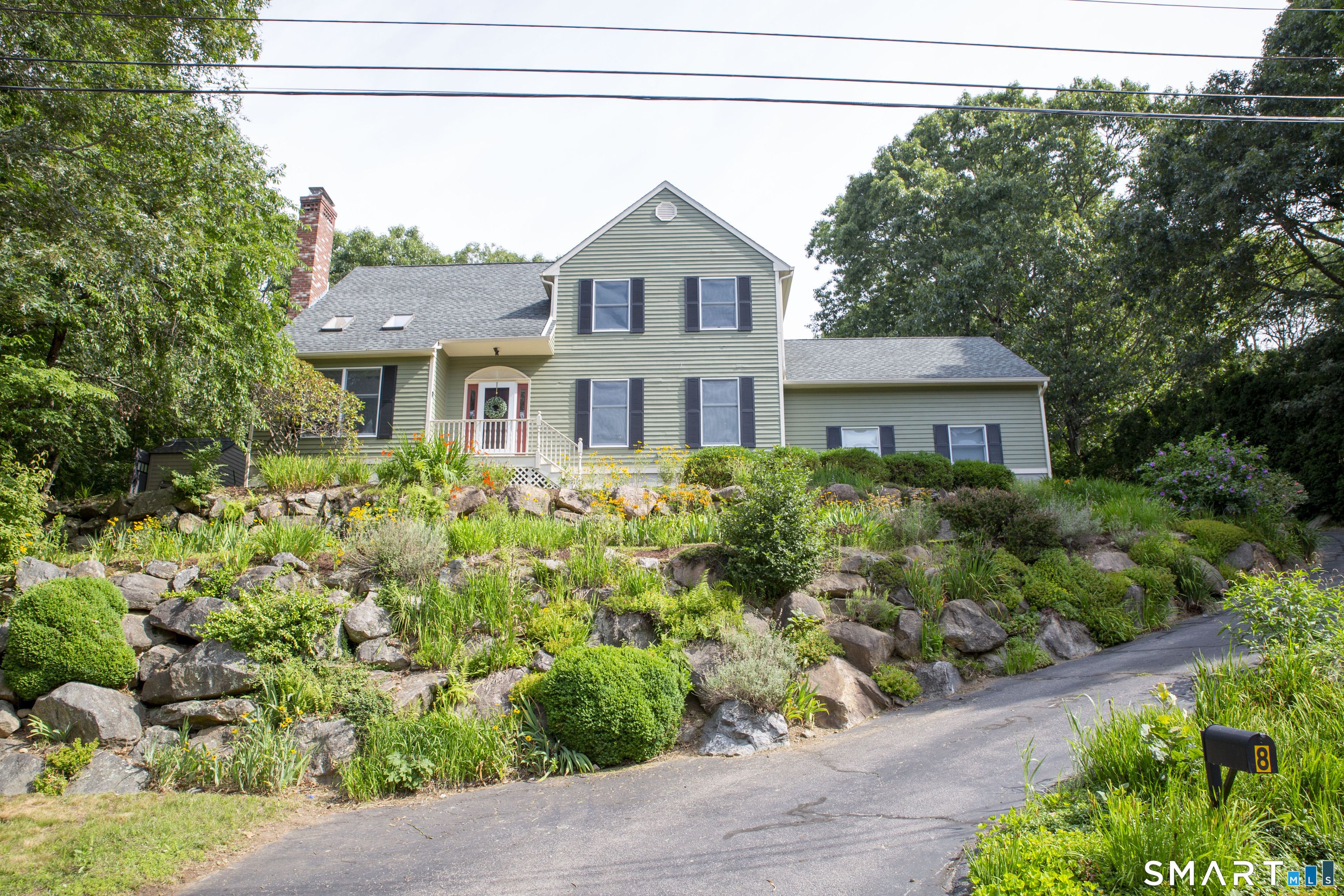 8 Holly Street