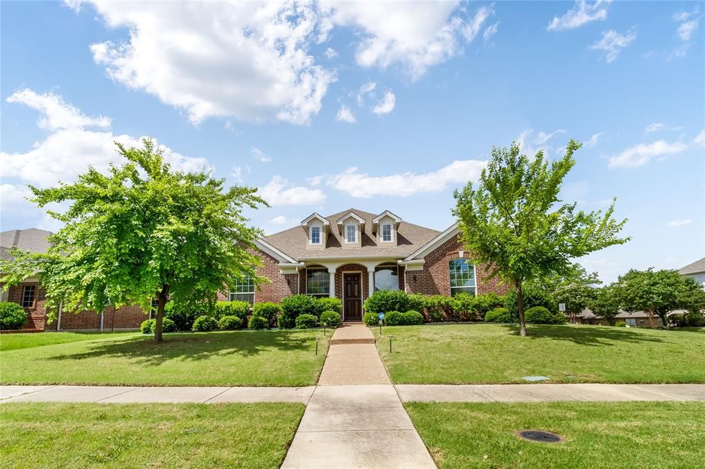 2901 Ne Regents Park Lane