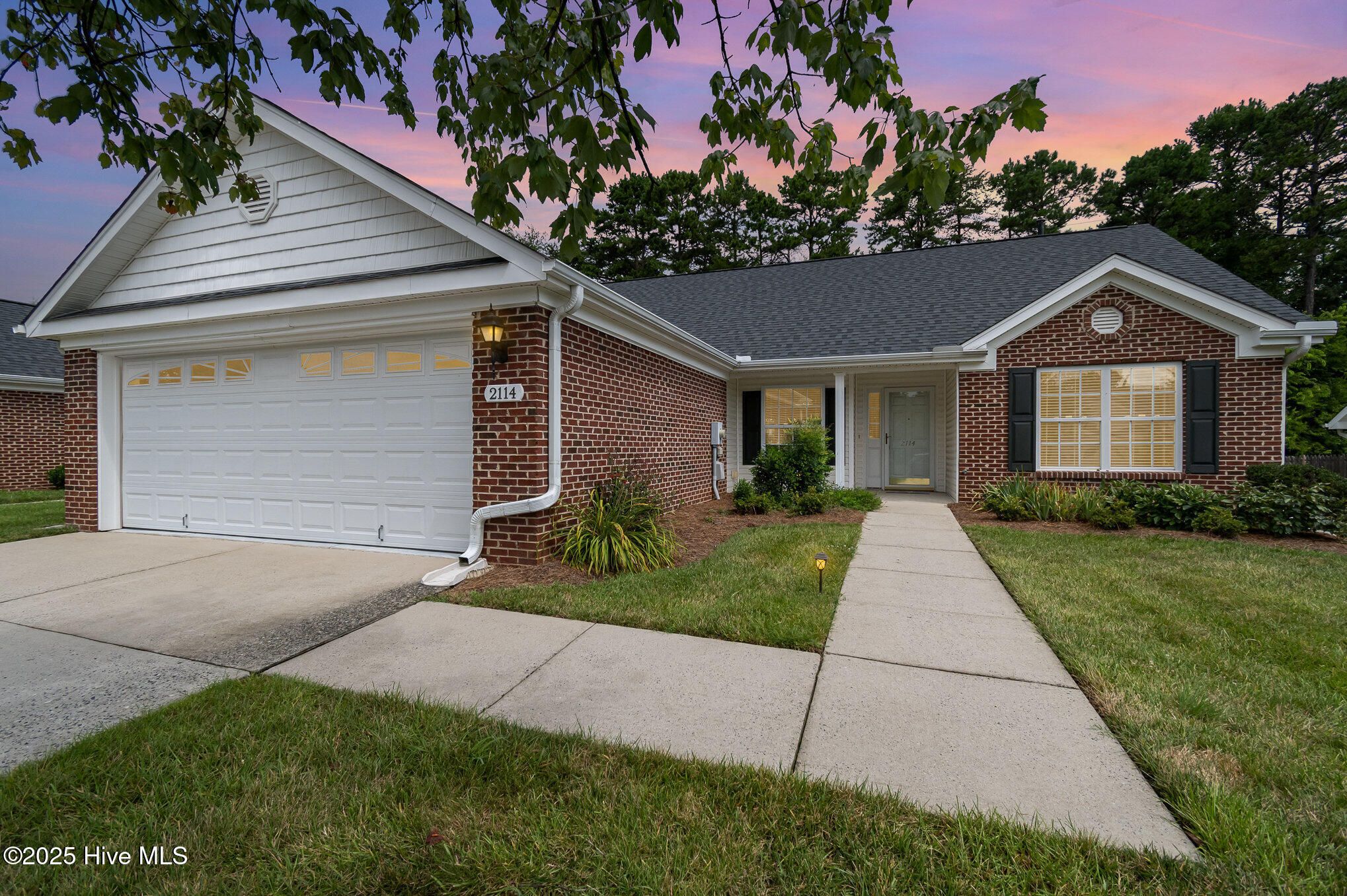 2114 Sweetbay Circle