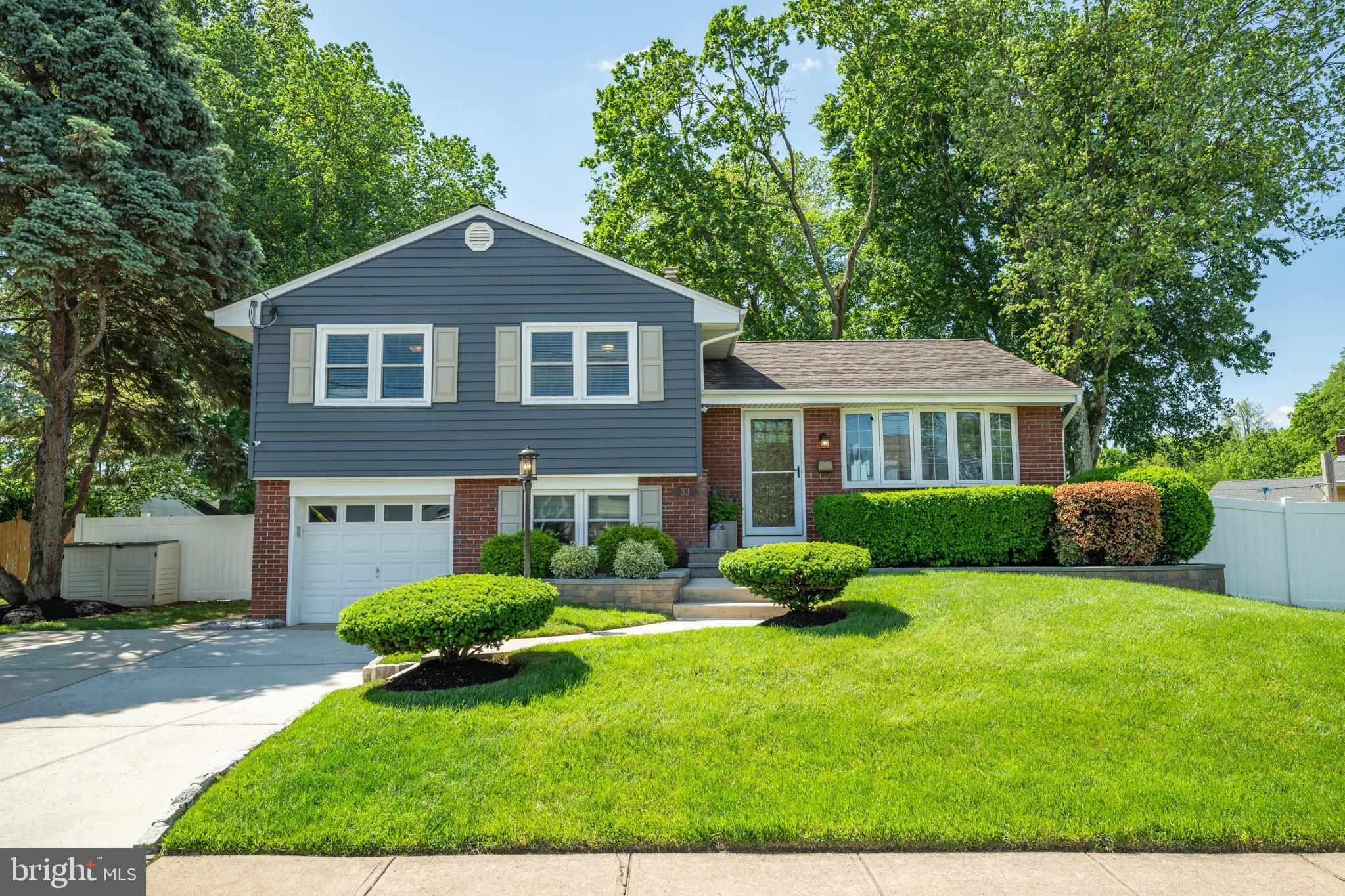 33 Dailey Drive